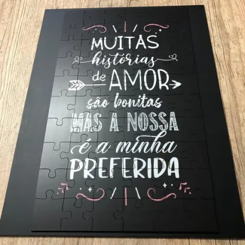 Quebra cabeça Muitas Histórias de Amor