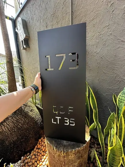 Totem Residencial Aço Carbono Pé P Sustentação Jardim 28x70