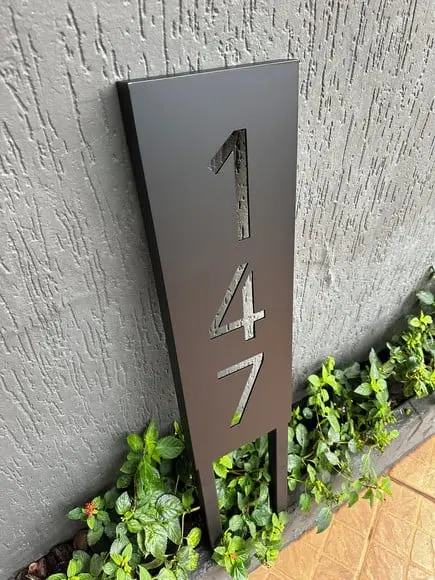 Totem Residencial Aço Carbono Pé P Sustentação Jardim 20x60