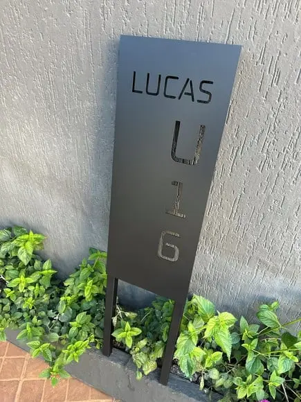 Totem Residencial Aço Carbono Pé P Sustentação Jardim 28x70