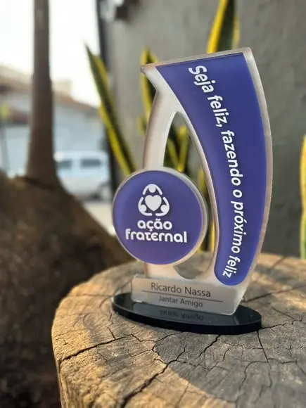 Troféu Homenagem em Acrílico