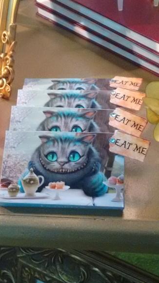 Caixa para Kit Kat - Alice no Pais das Maravilhas