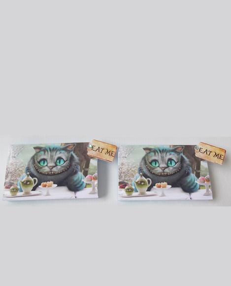 Caixa para Kit Kat - Alice no Pais das Maravilhas
