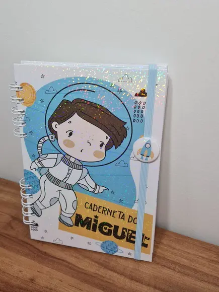 Caderneta de Saúde Luxo - Astronauta