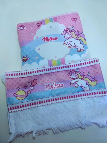 Necesserie Personalizada com Toalha