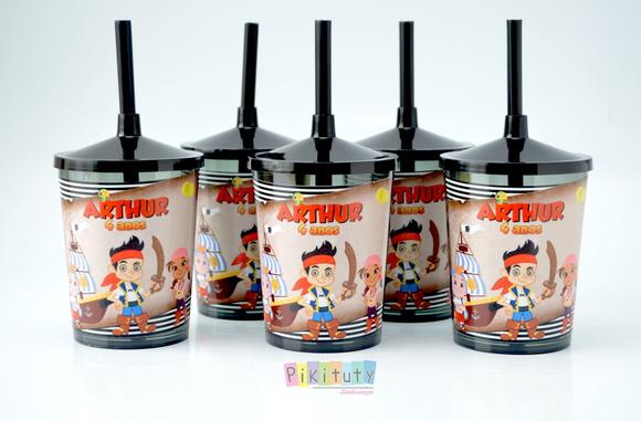 20 Copos c/ Canudo - Jake e os Piratas