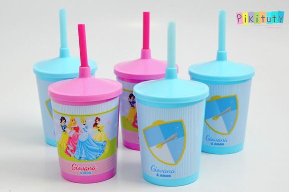 20 Copos c/ Canudo - Princesas Disney
