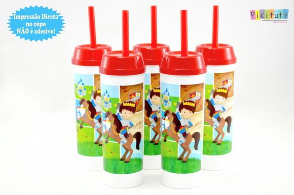 20 Copos Long Drink c/ Canudo Rei Arthur