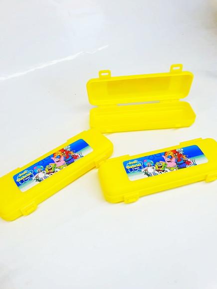 20 Estojos Plástico Personalizado - Bob Esponja