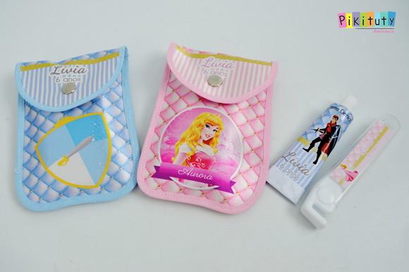 20 Unidades - Kit Dental c/ Porta Escova a Bela Adormecida