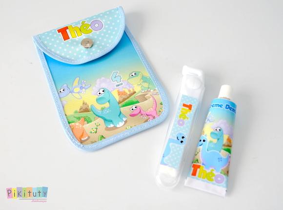20 Unidades - Kit Dental c/ Porta Escova Dinossauros Baby