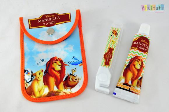 20 Unidades - Kit Dental c/ Porta Escova o Rei Leão