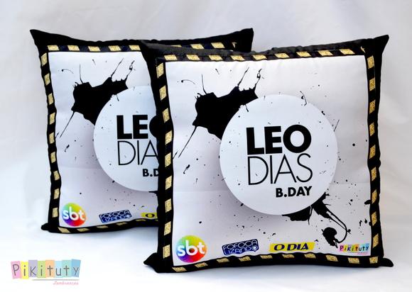 Almofada 28x28 cm Léo Dias