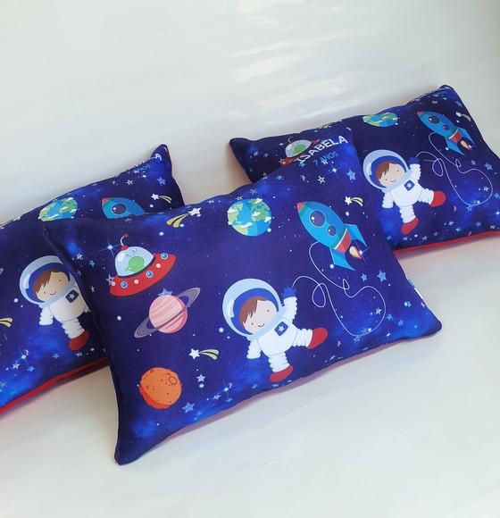 Almofada 20x28 - Astronauta Universo
