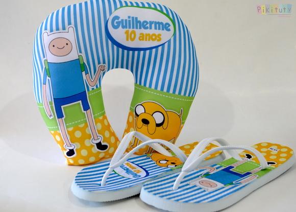 Almofada de pescoço + Chinelo