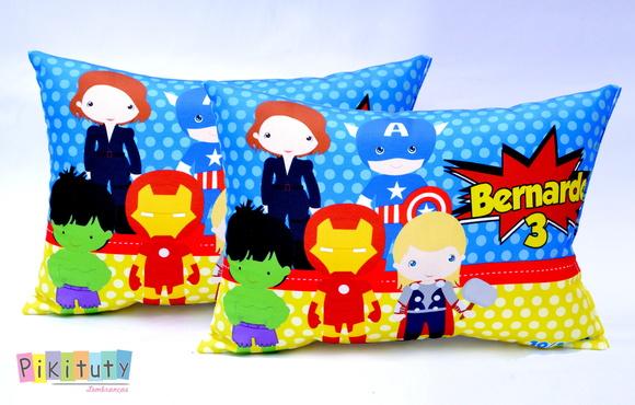 Almofada personalizada Vingadores