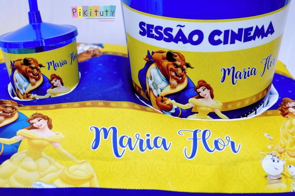 Almofada Porta Pipoca - A Bela e a Fera