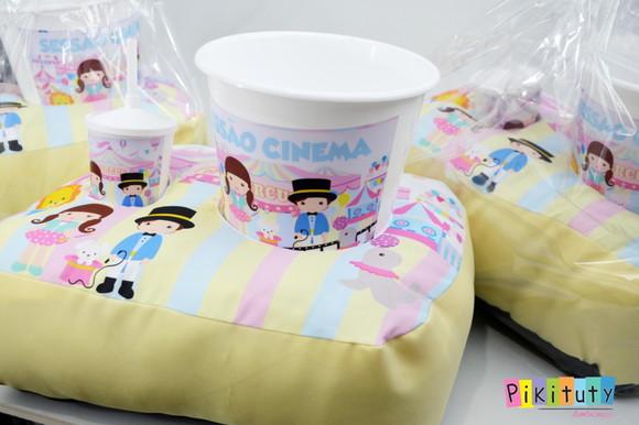 Almofada Porta Pipoca Circo Candy