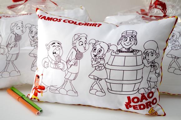 Almofadas para Colorir