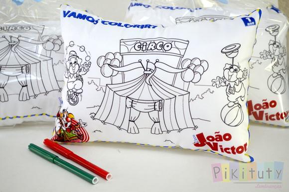 Almofadas para Colorir Circo
