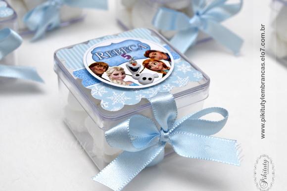 Caixinha 5x5 com apliques 3D - Frozen