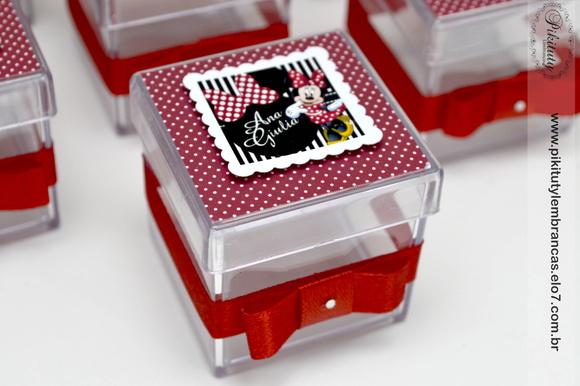Caixinha 4x4 com apliques 3D
