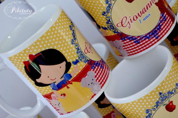 Caneca De Porcelana Branca De Neve