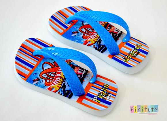 Chinelo Hotwheels