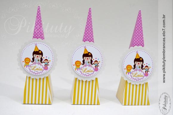 Cone Pirâmide c/ Aplique 3D Circo Menina