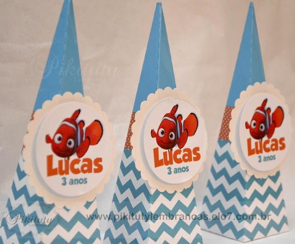 Cone Pirâmide com Aplique