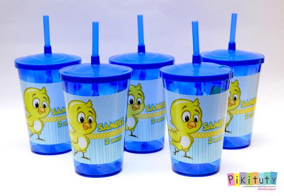 Copo c/ canudo 700 ml Pintinho Amarelinh