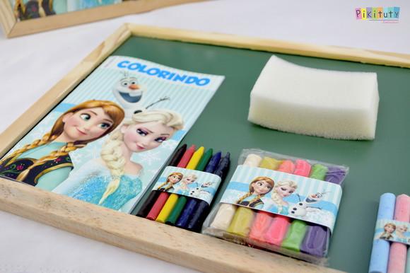 Kit Brincando de escolinha - Frozen