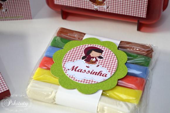 Kit Colorir + Massinha Chapeuzinho