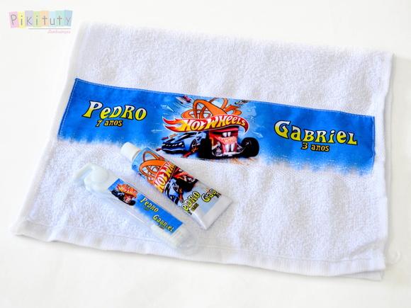 Kit festa do Pijama + camiseta Hotweels