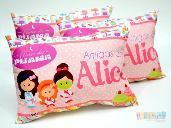 Kit Festa do Pijama +chinelo +Kit dental