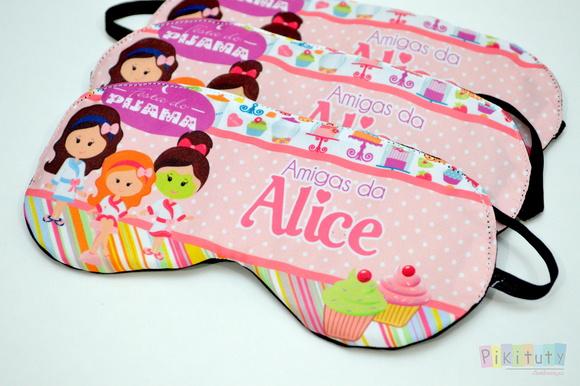 Kit Festa do Pijama +chinelo +Kit dental