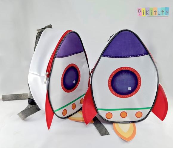 Mochila em Formato de Foguete