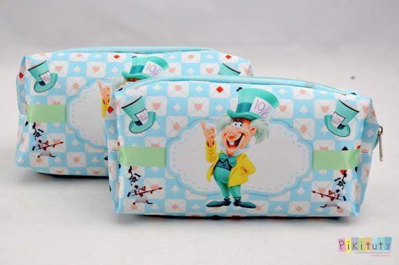 Necessaire / Estojo Alice no País das Maravilhas