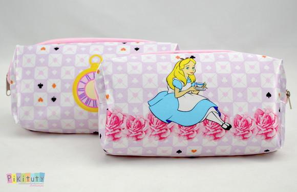 Necessaire / Estojo Alice no País das Maravilhas