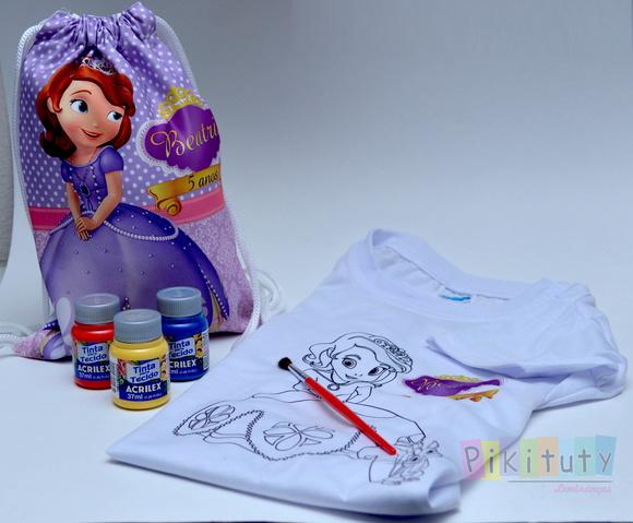 Novidade! Kit camiseta para colorir