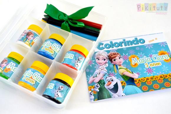 Novidade! Kit colorir na Caixa - Frozen