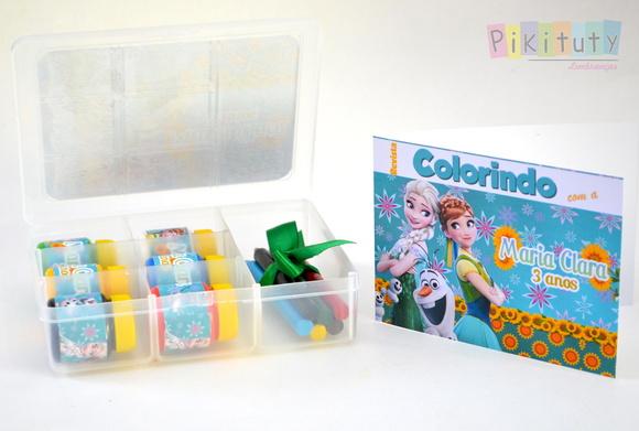 Novidade! Kit colorir na Caixa - Frozen