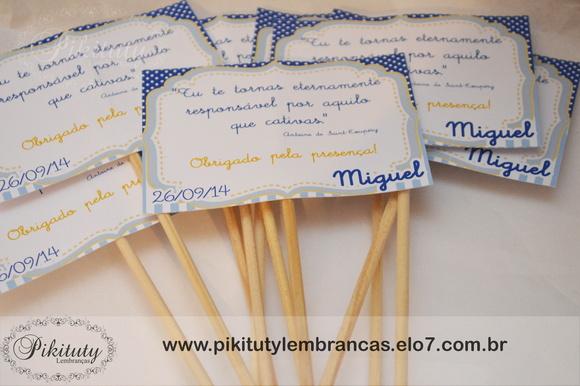 Plaquinha 10x7 cm com palito
