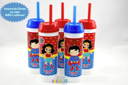 20 Copos Long Drink c/ Canudo Super Homem e Mulher Maravilha