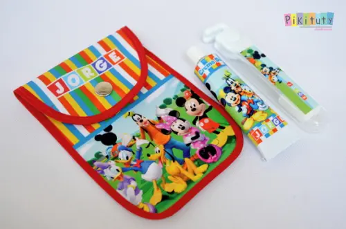 20 Unidadekit Dental c/ Porta Escova a Turma do Mickey Mouse