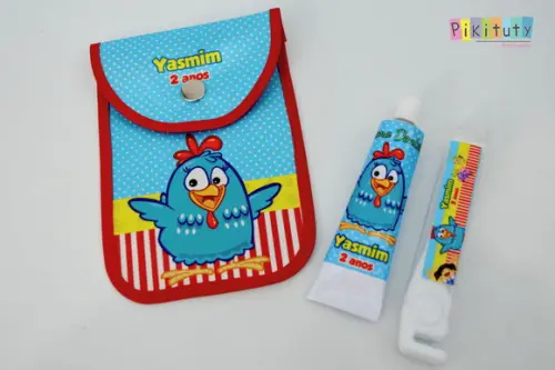 20 Unidades - Kit Dental c/ Porta Escova Galinha Pintadinha