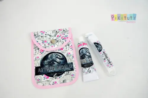 20 Unidades - Kit Dental c/ Porta Escova Jurassic Park