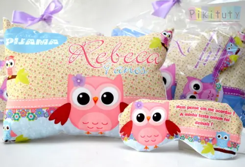 Almofada + Máscara de dormir Coruja Rosa