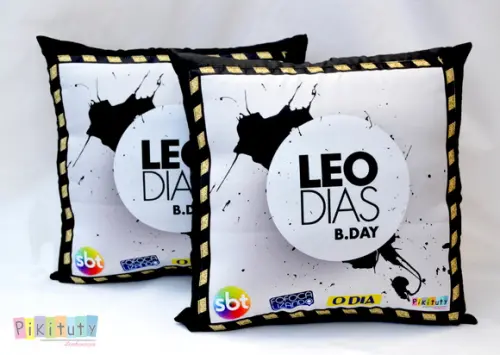 Almofada 28x28 cm Léo Dias