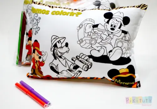 Almofada p/ Colorir Mickey Safari